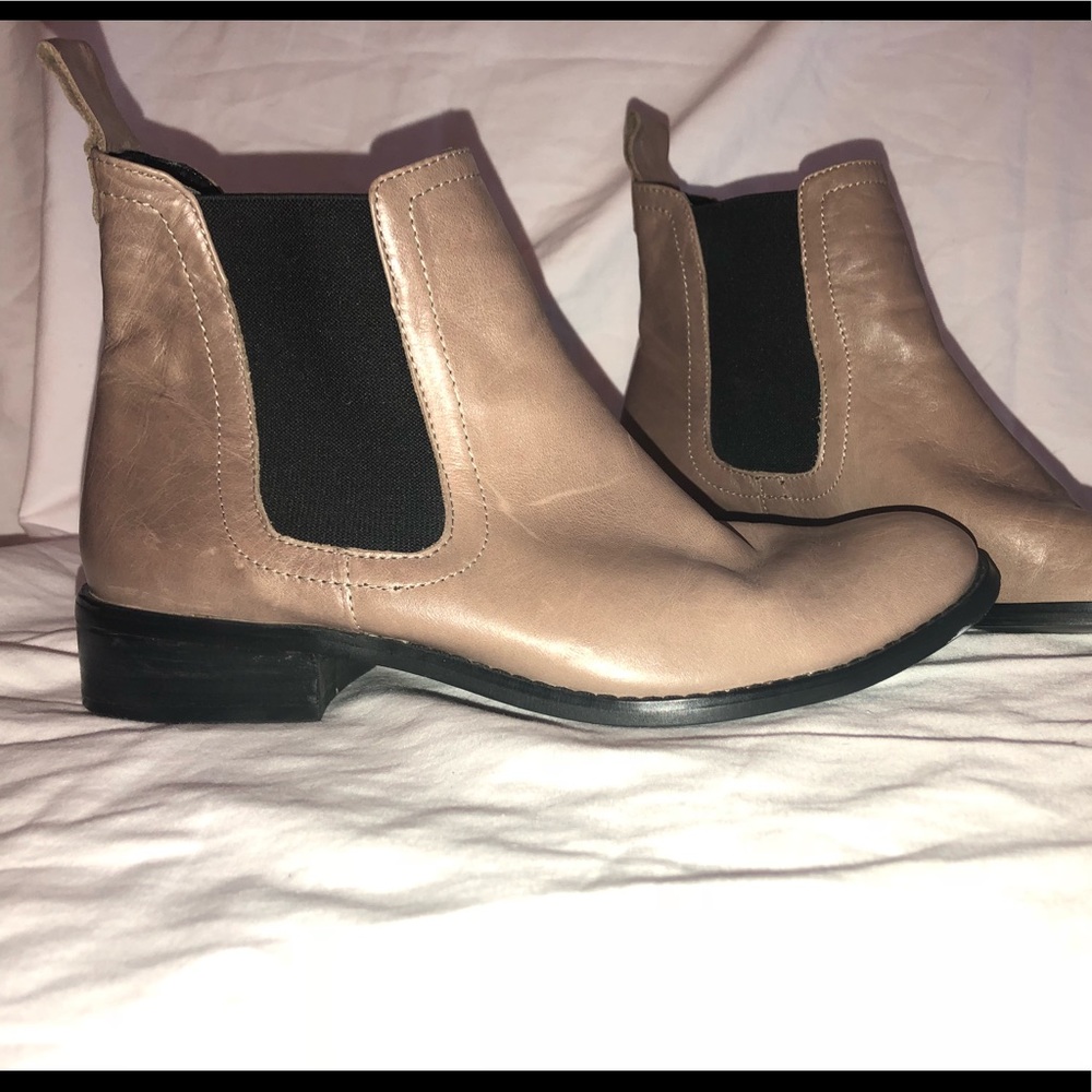 Shoe mint Booties